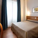 Esperia Hotel