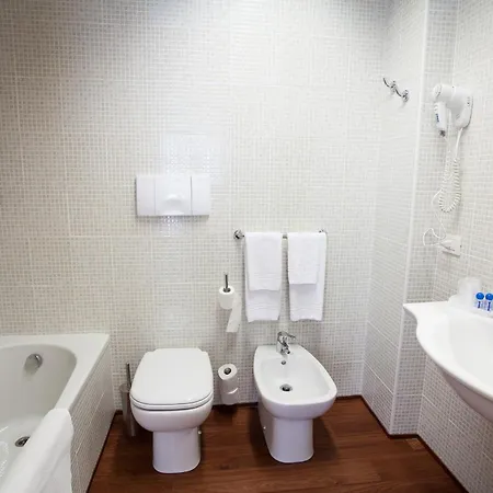 Hotel Esperia 3*