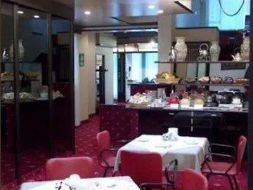 Esperia فندق رو