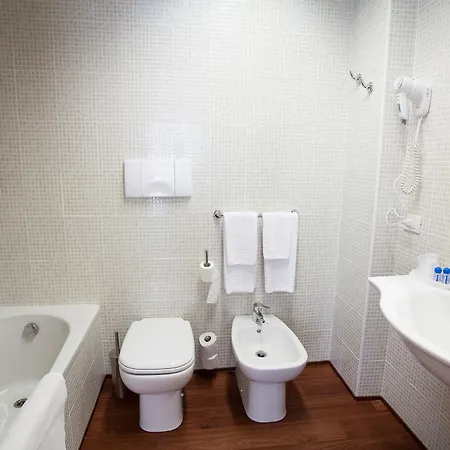 Hotel Esperia 3*