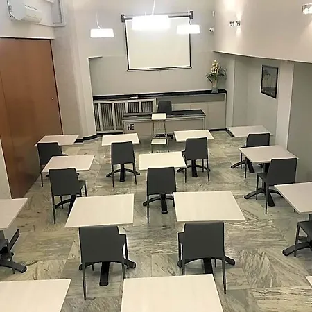 酒店 伊斯佩里亚酒店