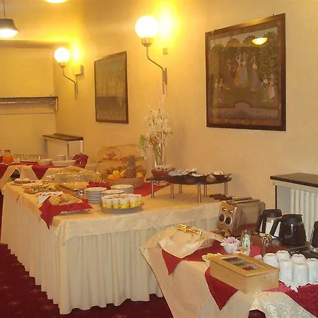 فندق Esperia